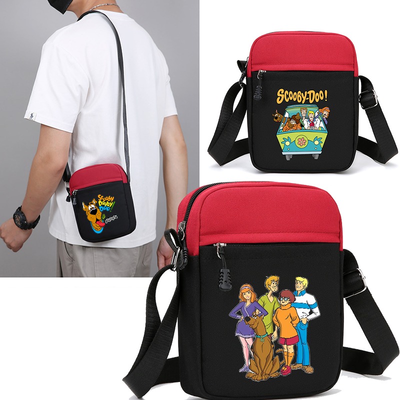 Women Fashion Drawing - Borse a tracolla Scooby Doo per
