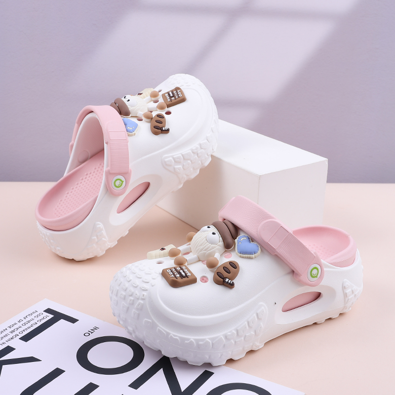 Women Fashion Drawing - 2025 Pantofole da donna con design