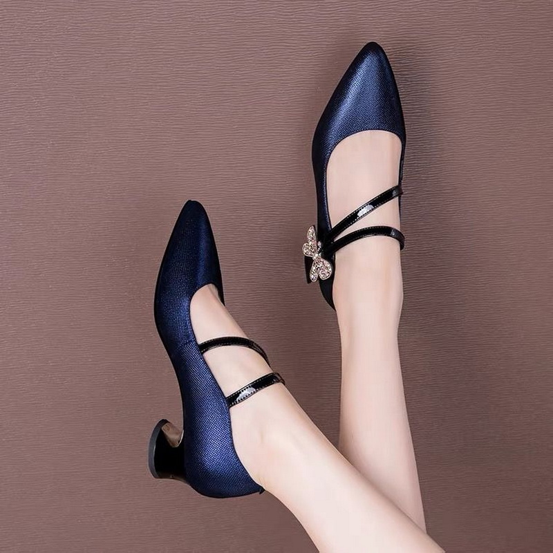 FHC Tacchi medi in pelle poco  - Women'S Fashion Vogue recensione e prezzo