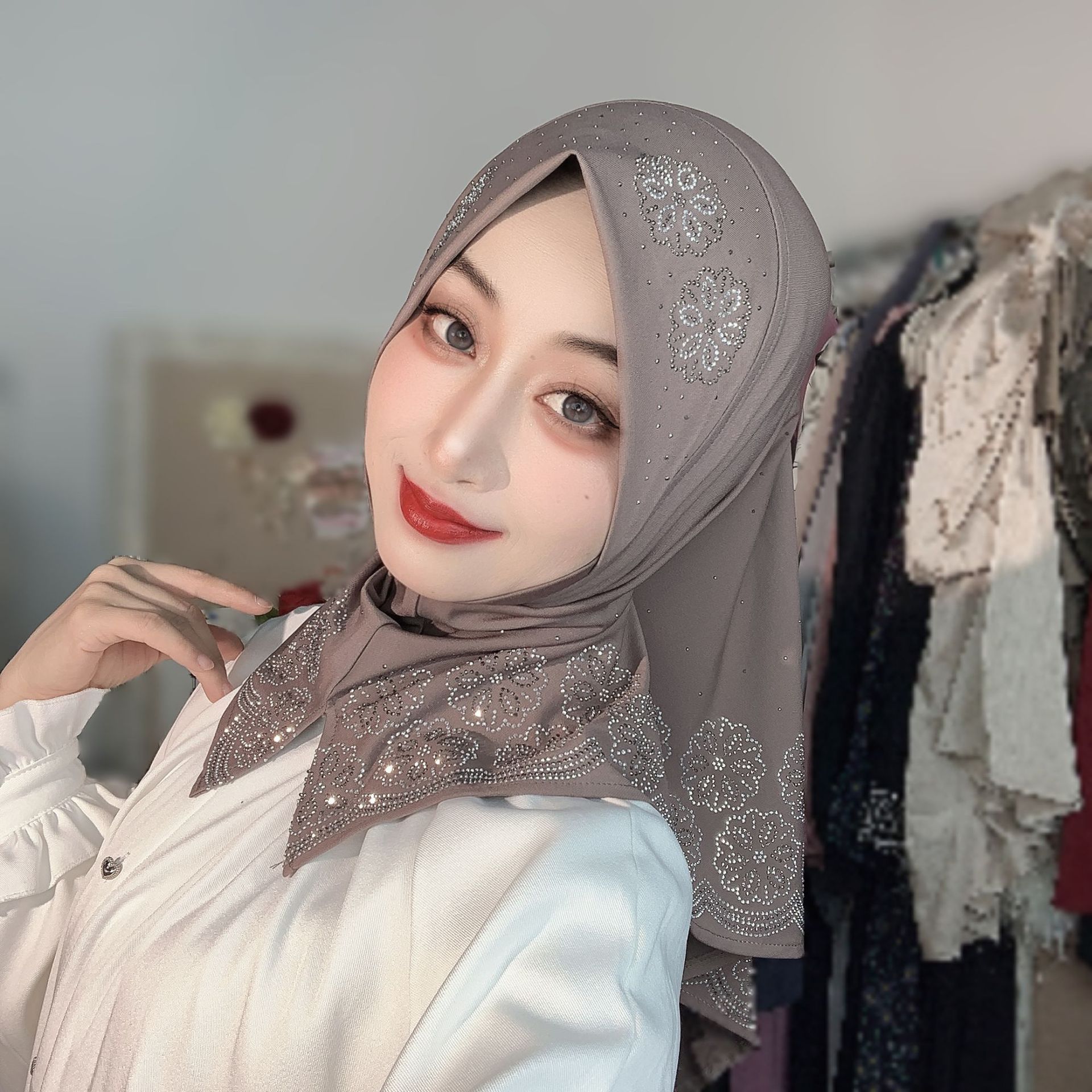 Hijab musulmano pronto da indo - Women Fashion Designers recensione e prezzo