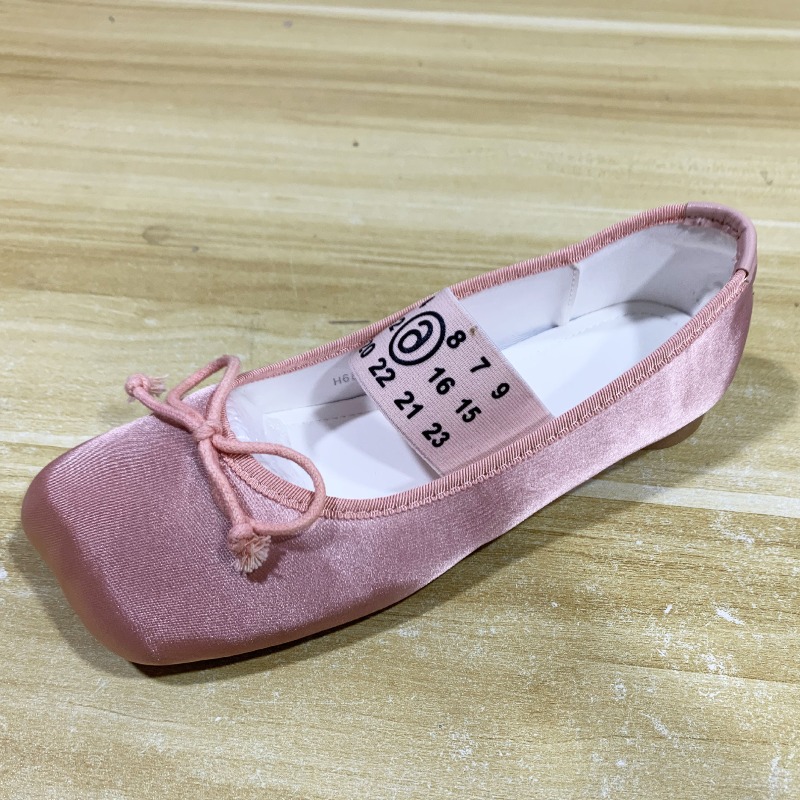 Nuove Scarpe Mary Jane da Donn - Women Fashion Designers recensione e prezzo